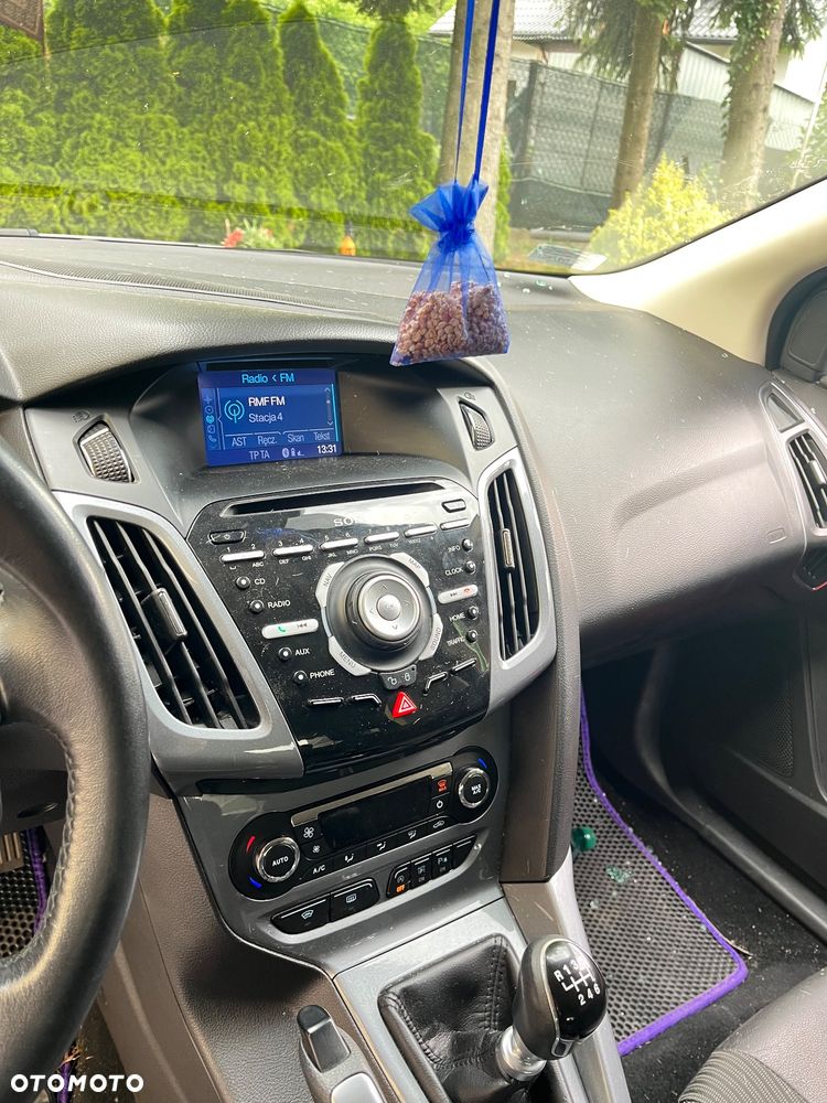 Ford Focus 1.6 EcoBoost Titanium - 12