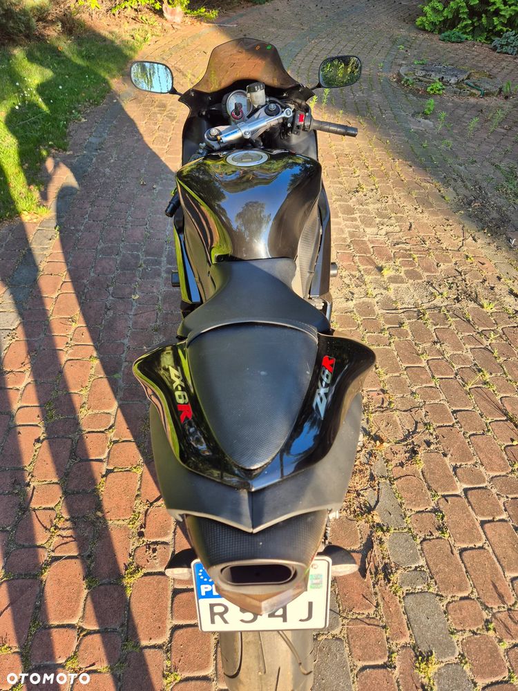 Kawasaki ZXR - 11