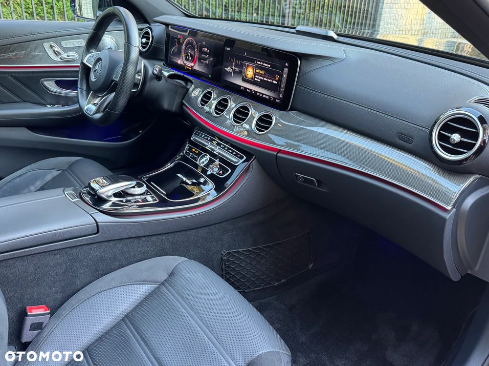 Mercedes-Benz Klasa E AMG 63 S 4Matic+ AMG Speedshift MCT-9G - 18