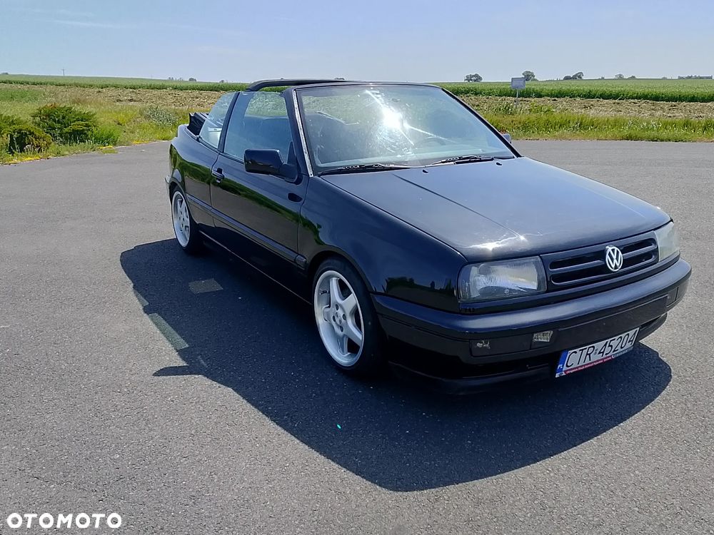 Volkswagen Golf Cabriolet 1.8 - 2
