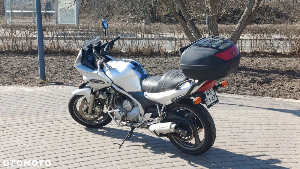 Yamaha XJ - 6