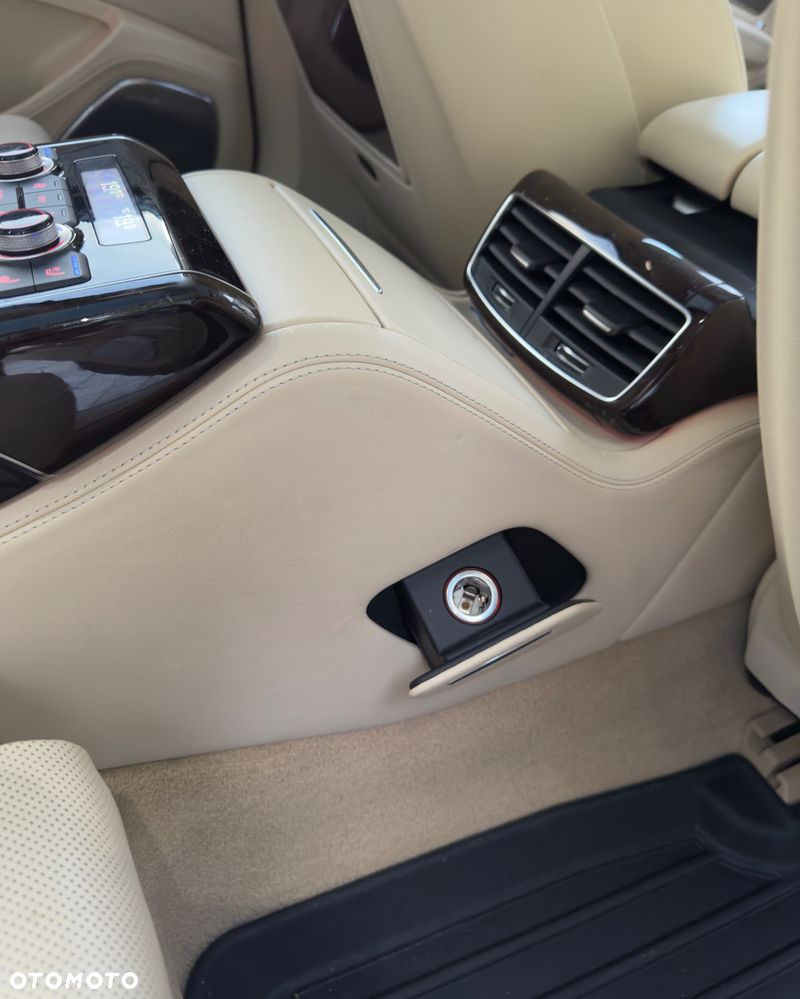 Audi A8 6.3 W12 FSI L Quattro - 23