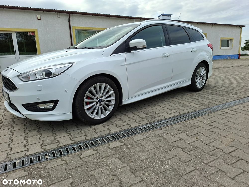 Ford Focus 1.5 EcoBoost STart-Stopp-System ST-LINE - 2