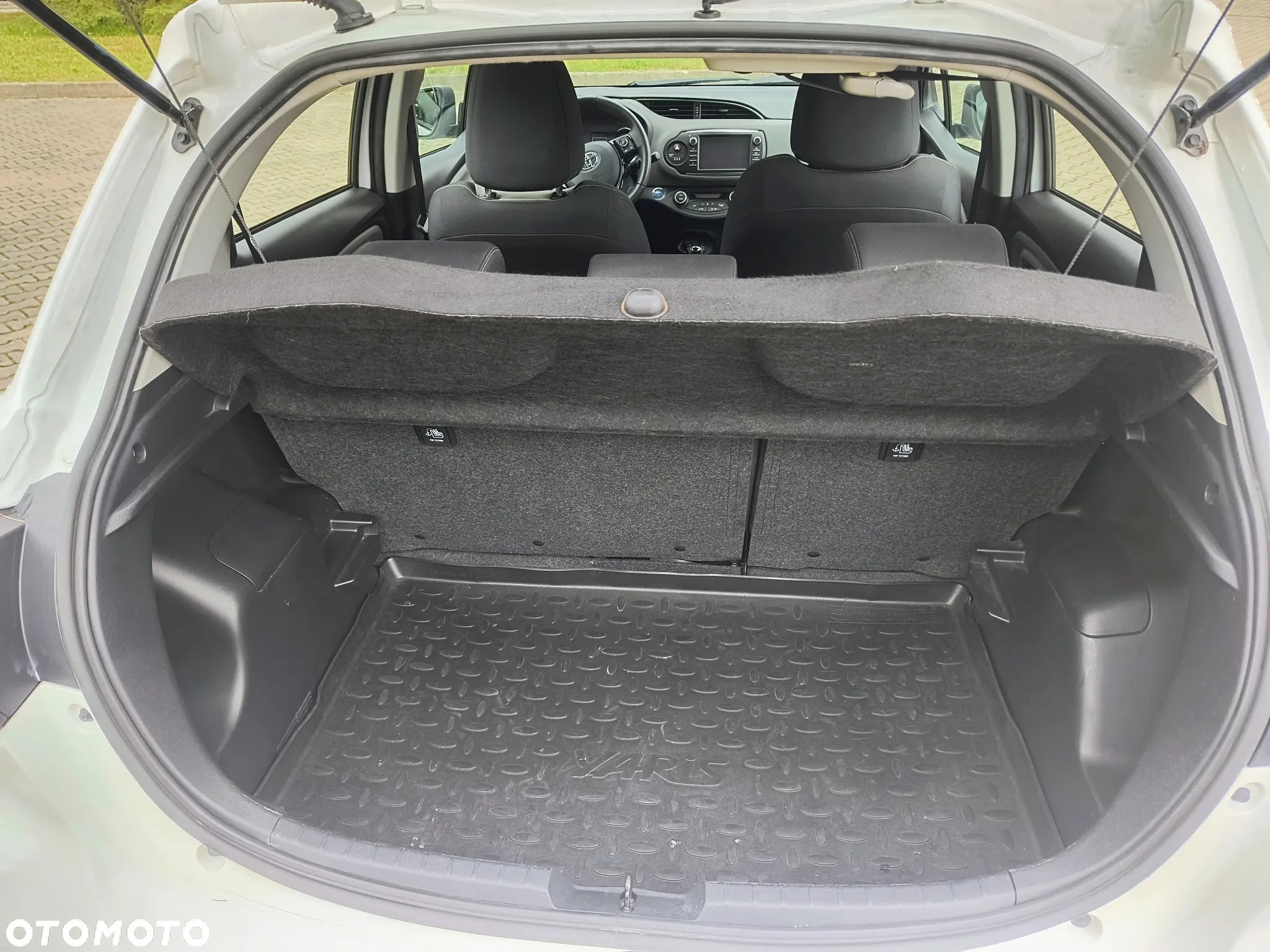 Toyota Yaris Hybrid 1.5 VVT-i Comfort - 10