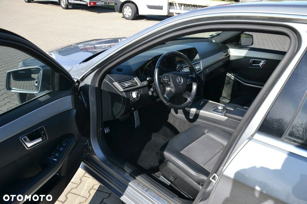 Mercedes-Benz Klasa E - 20