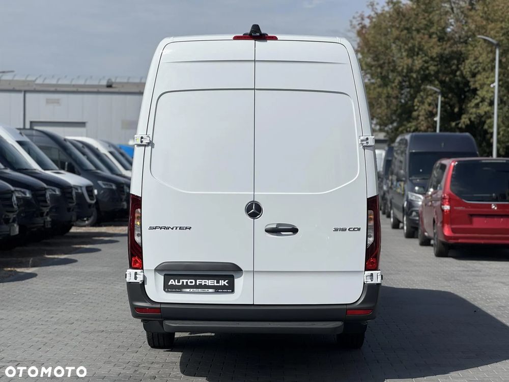 Mercedes-Benz Sprinter - 7