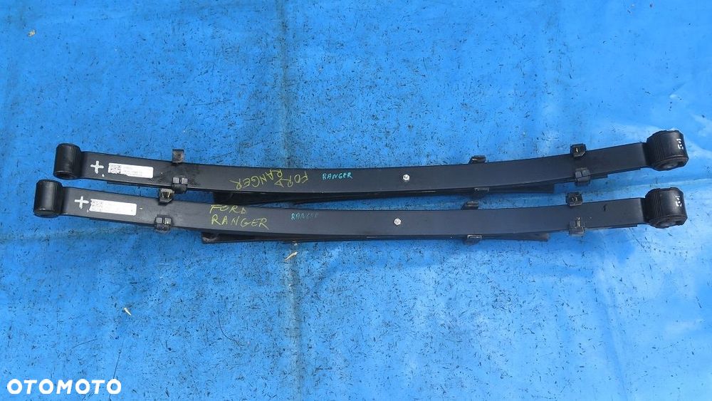 PIÓRO RESOR RESORY PRAWY LEWY FORD RANGER JB3C-5560-TF