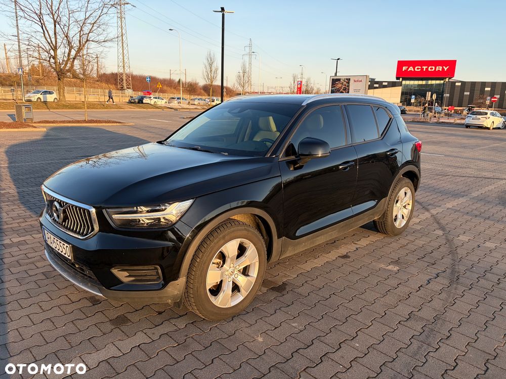 Volvo XC 40 T5 AWD Momentum - 1