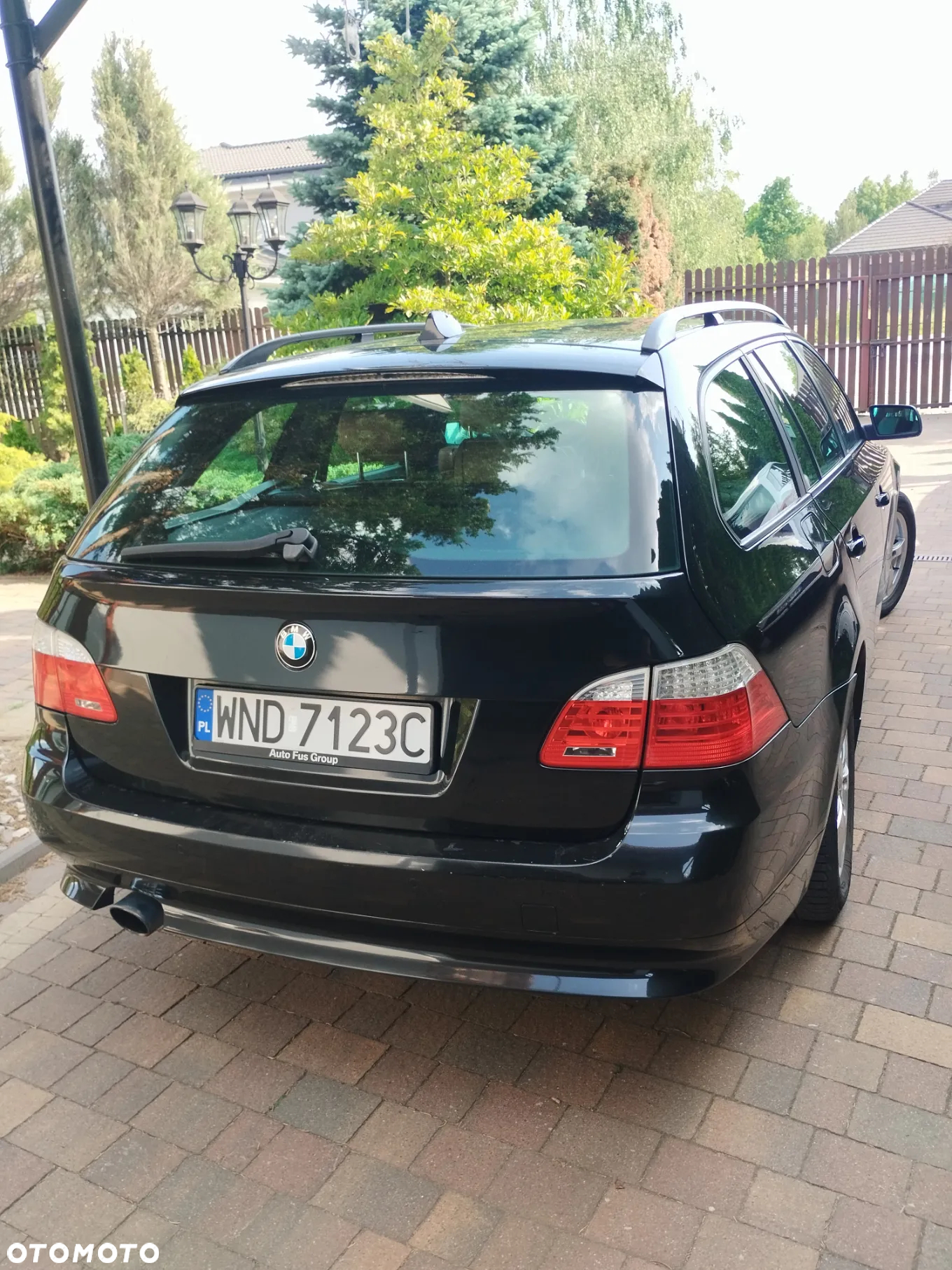 BMW Seria 5 520d Touring Edition Exclusive - 3