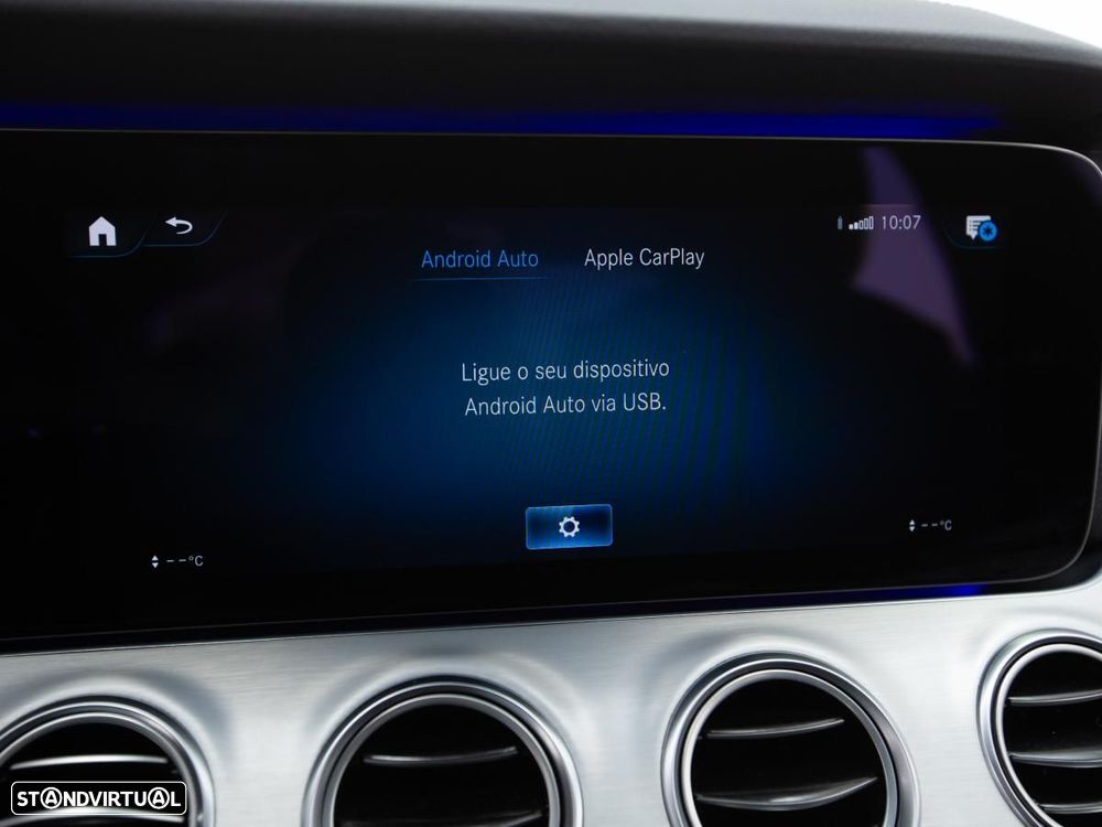 Mercedes-Benz E 300 de 9G-TRONIC - 32