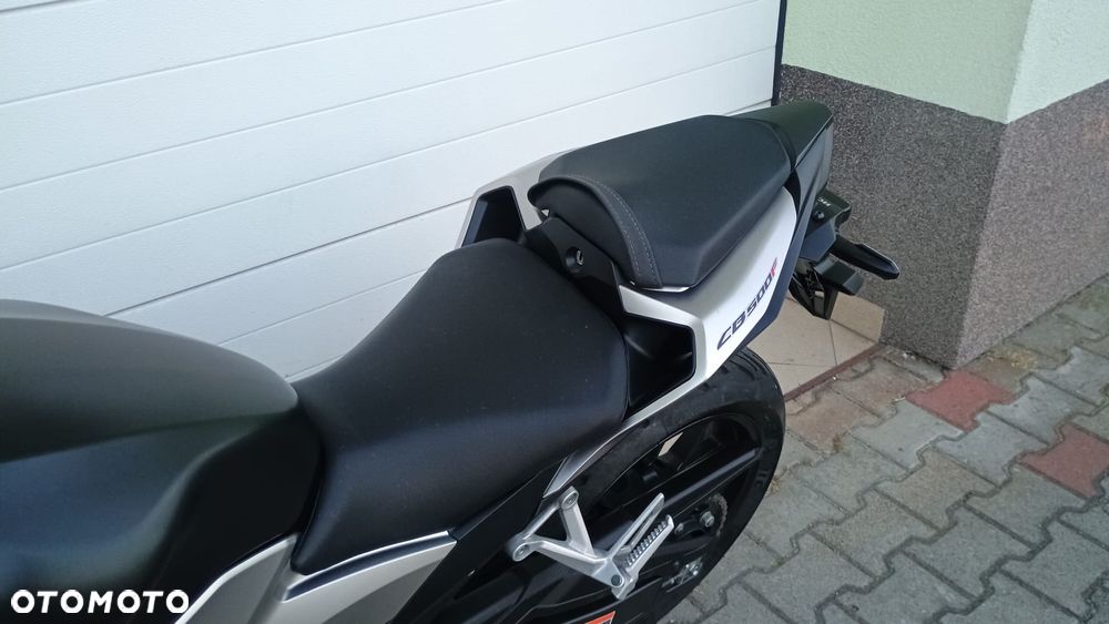 Honda CB - 10