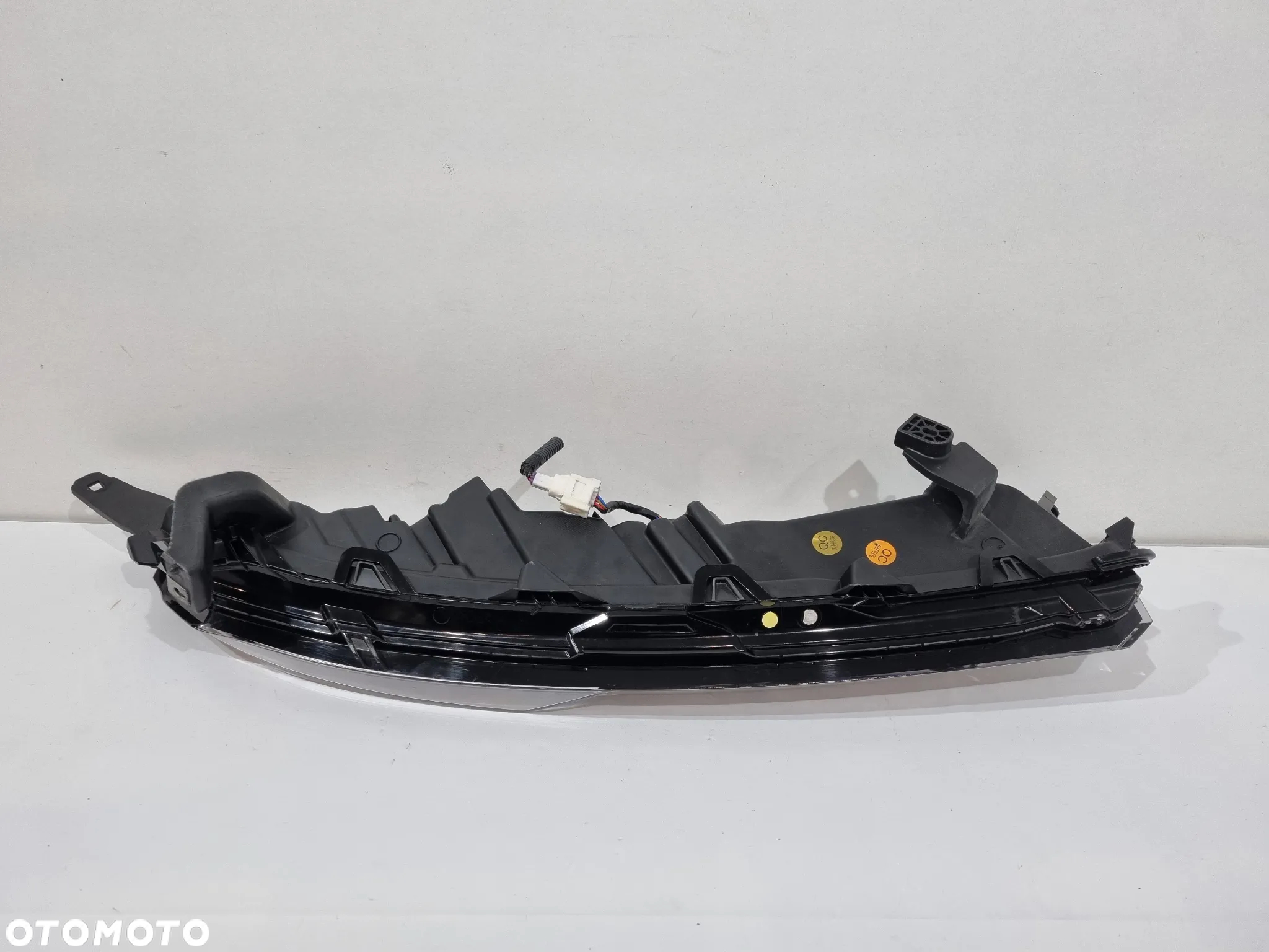 MITSUBISHI ECLIPSE CROSS LIFT LAMPA LEWA FULL LED EDM92205010 EUROPA - 5