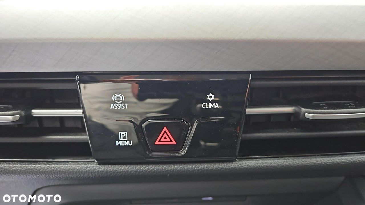 Volkswagen Golf VIII 2.0 TDI Life - 19