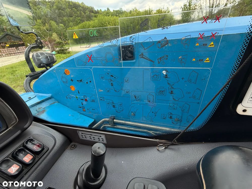 Manitou MT625H. Wersja COMFORT lepsza od Easy!! Ładowarka Teleskopowa 6 metrów Wysuw. Udźwig 2,5tony. Jak Nowa z Salonu. Pochodzi z Gospodarstwa Norweskiego! 2017rok. przebieg tylko 3200mtg. Silnik Kubota 4cyl. Mocny 80 Km. ZERO ZUŻYCIA ORYGINAŁ. Bez luzów i wycieków. Aktualna DEKRA BMWT. Mała Gabarytowo a Bardzo wydajna maszyna. Opony Nowe! Szybka wolna jazda. 3tryby skrętu! Zadbany sprzęt. Okazja - 31