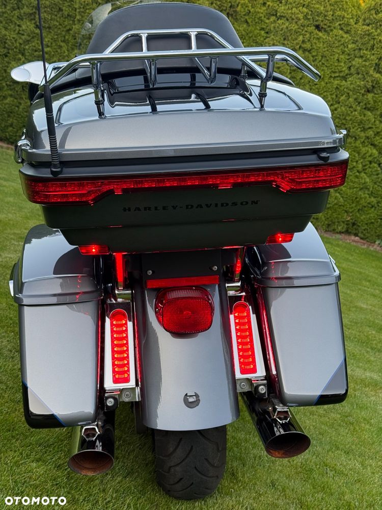 Harley-Davidson Touring Ultra Limited - 3