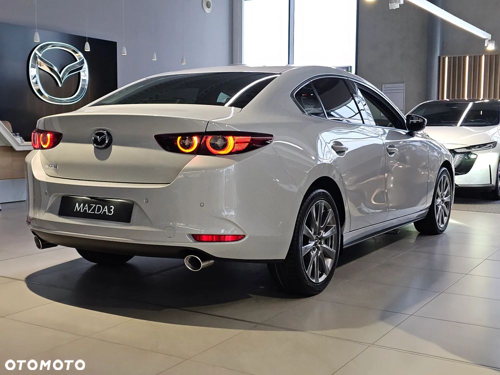 Mazda 3 2.0 mHEV Centre-Line - 2