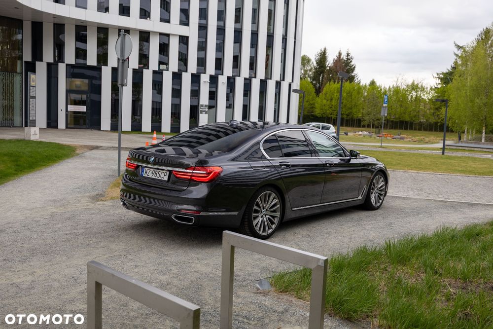 BMW Seria 7 730d xDrive - 6
