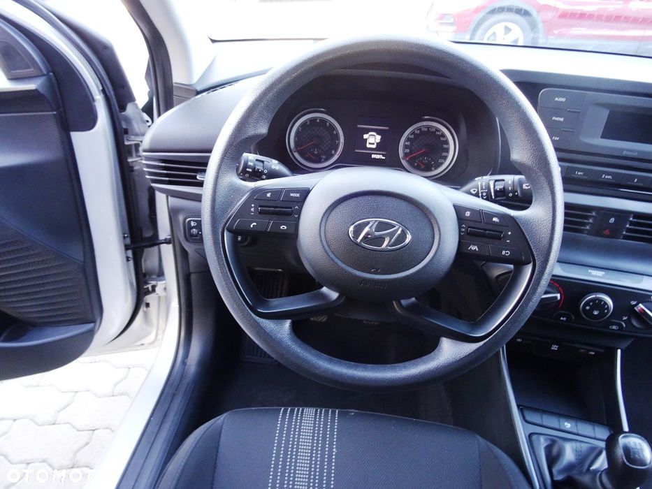 Hyundai i20 1.2 Pure - 21