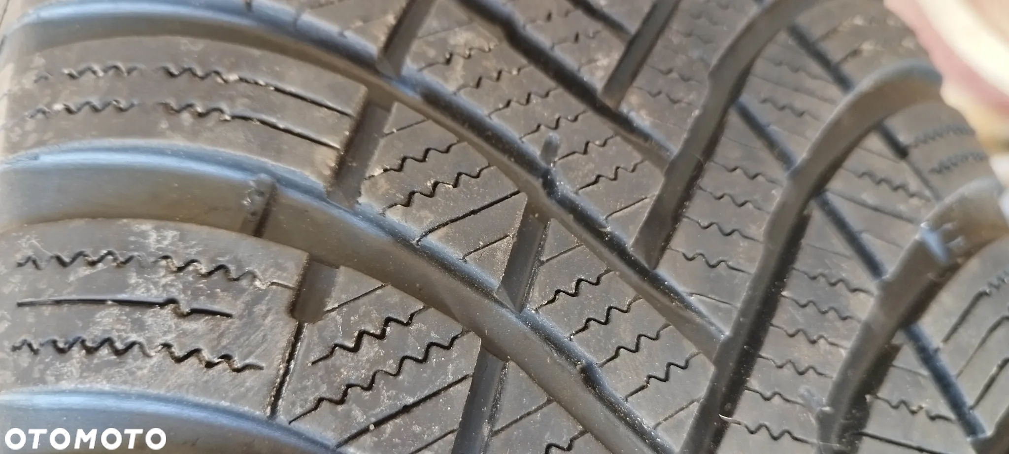 225/55/17 hankook winter icept rs3 - 2