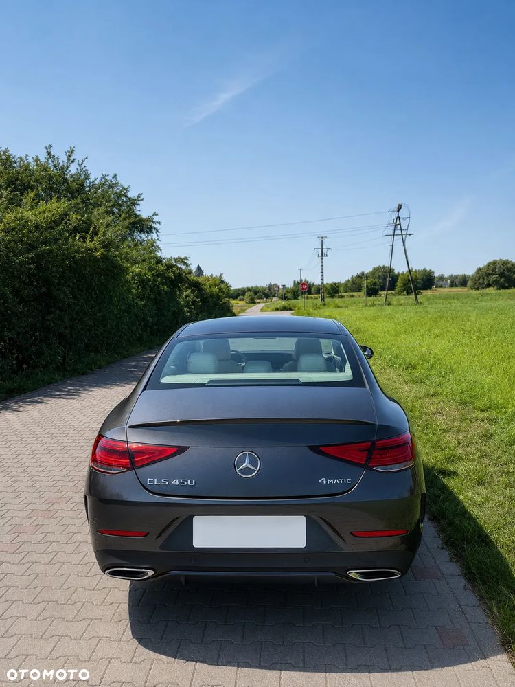 Mercedes-Benz CLS - 4