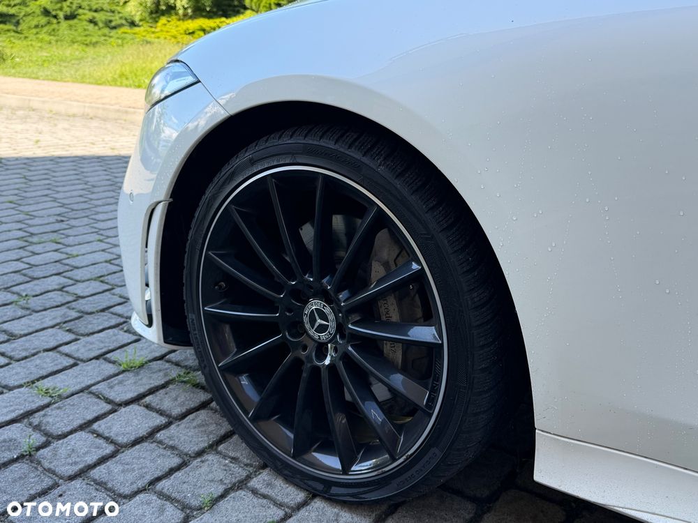 Mercedes-Benz CLS 300 d 9G-TRONIC AMG Line - 11