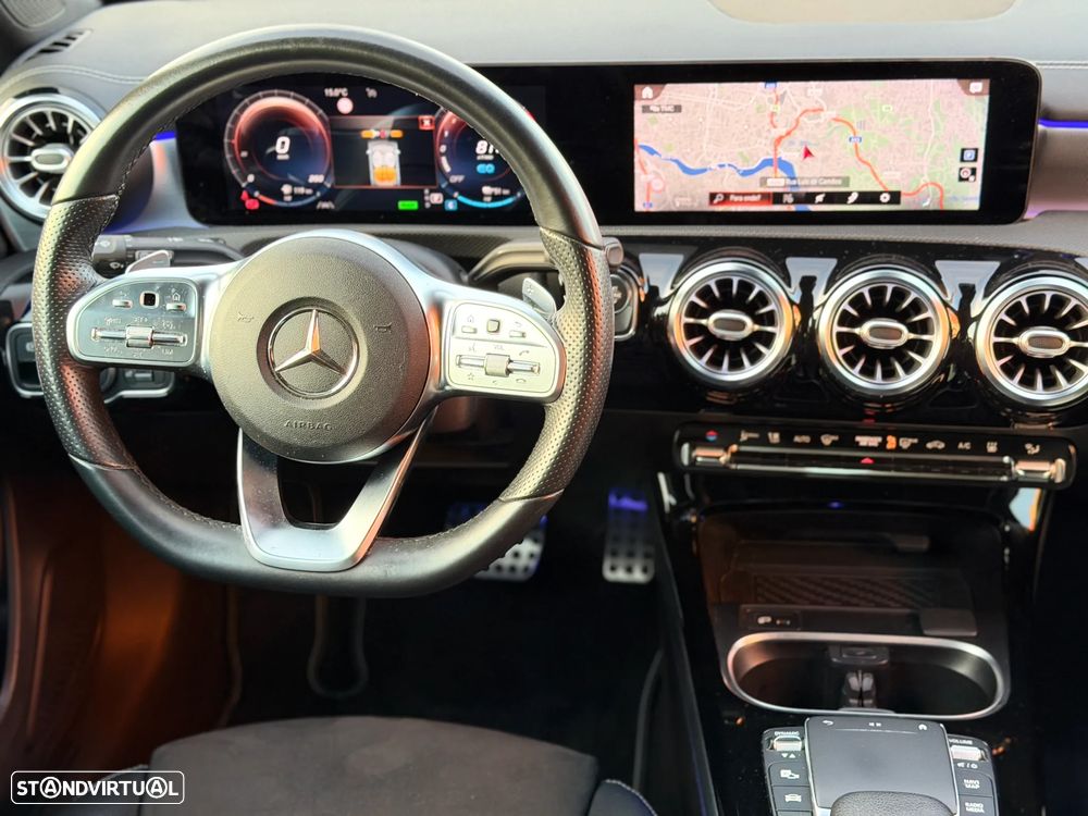 Mercedes-Benz A 250 e AMG Line - 5