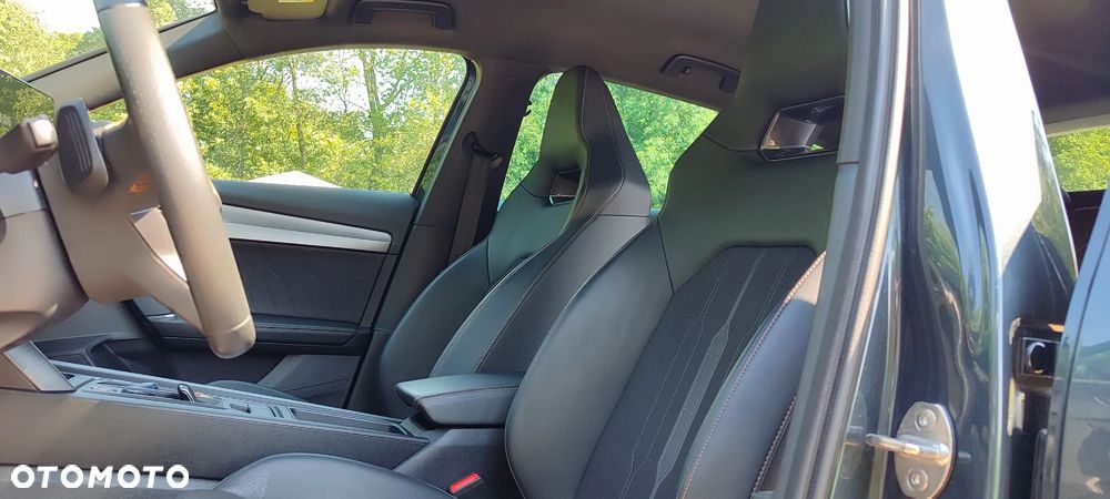 Cupra Formentor VZ 1.4 e-Hybrid DSG Priority - 17