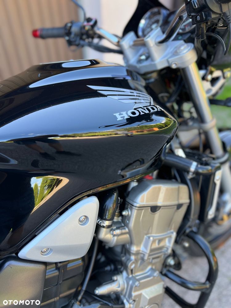 Honda Hornet - 4