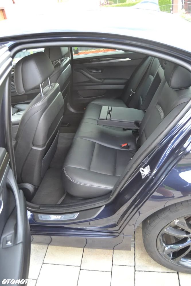BMW Seria 5 530d xDrive - 18