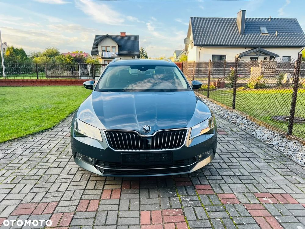 Skoda Superb 1.5 TSI DSG Sportline - 5