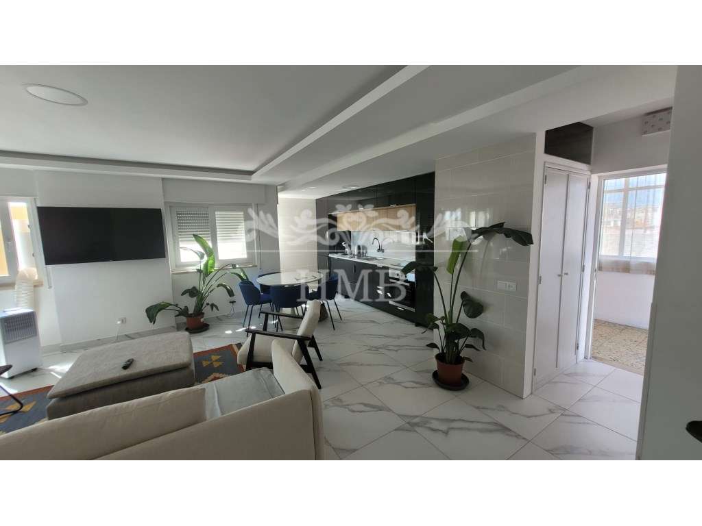 T2 Remodelado, com vista Rio - Grande imagem: 3/24