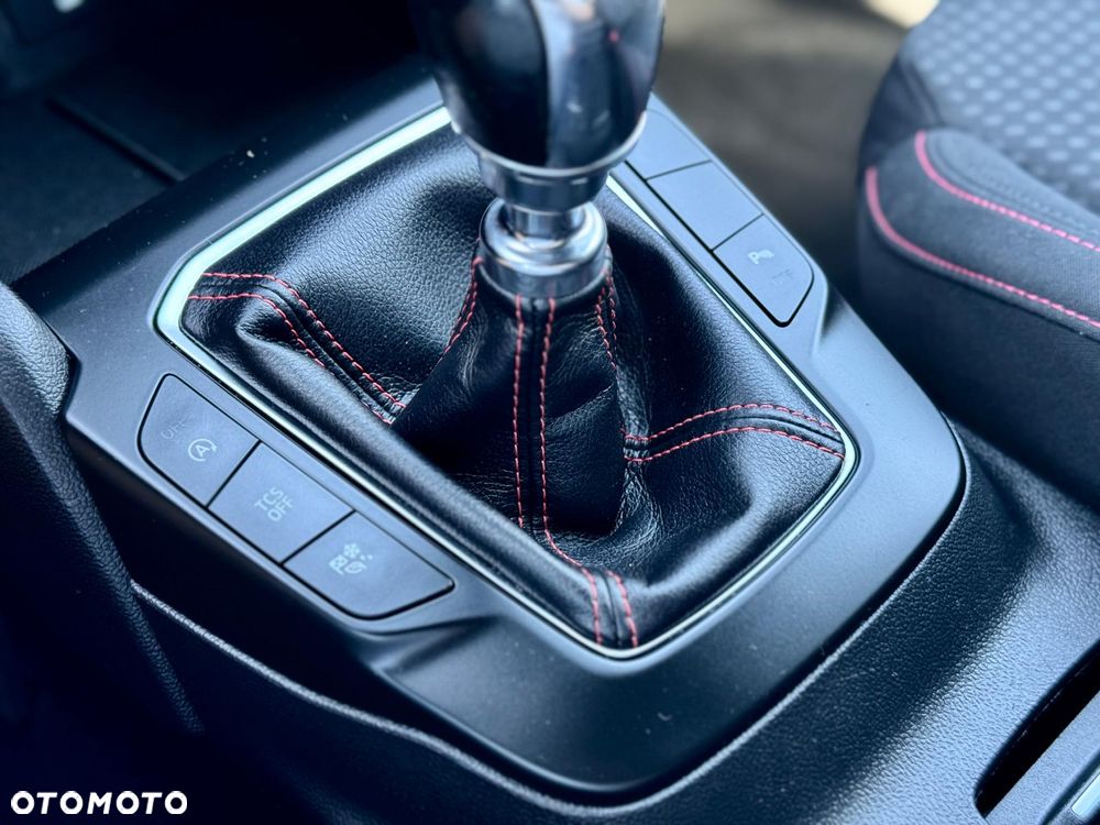 Ford Focus 1.5 EcoBlue Start-Stopp-System ST-LINE X - 33