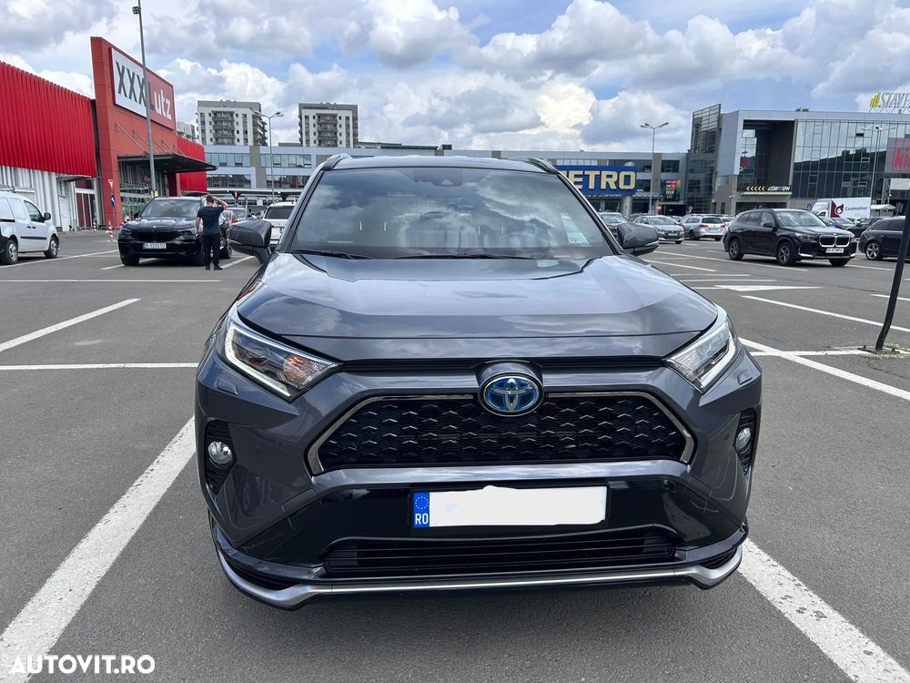 Toyota RAV4 - 1
