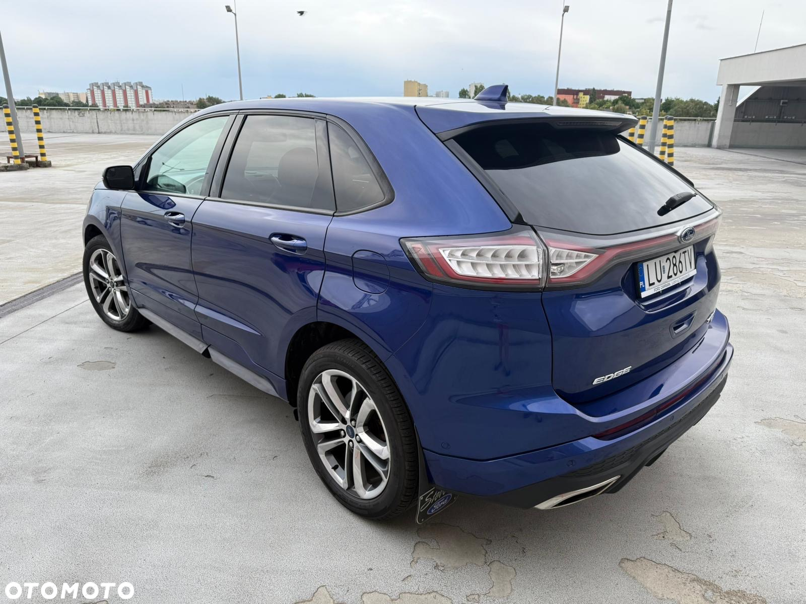Ford Edge - 4