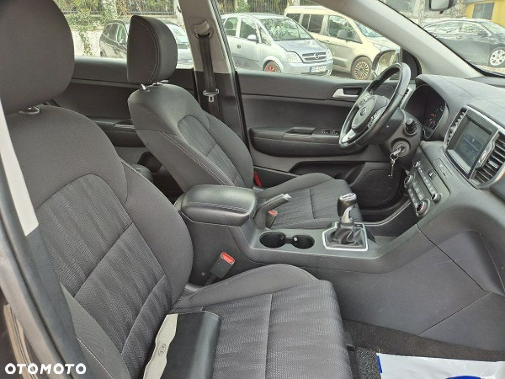 Kia Sportage - 15