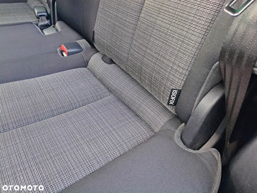 Kia Venga 1.6 CVVT Spirit - 37