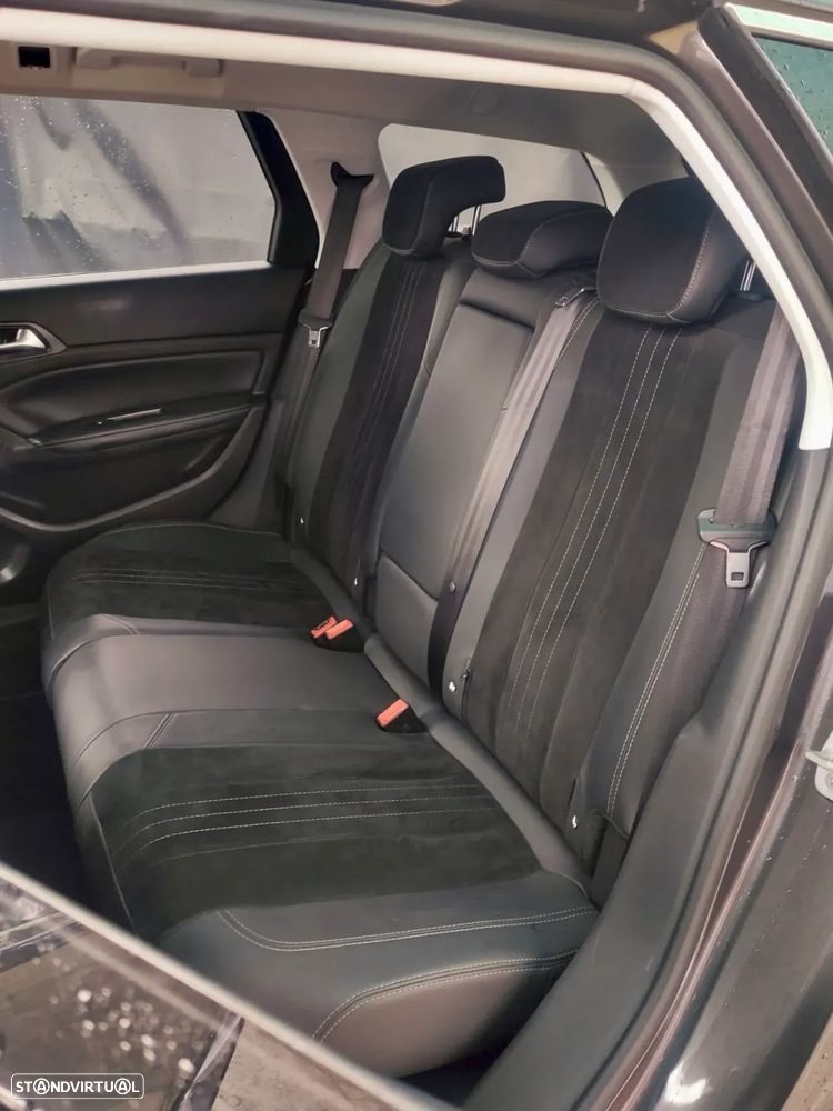 Peugeot 308 SW 1.5 BlueHDi Allure - 21