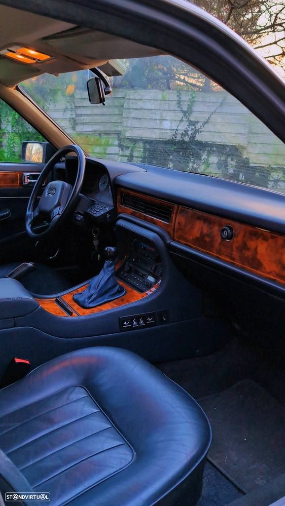 Daimler Sovereign - 7