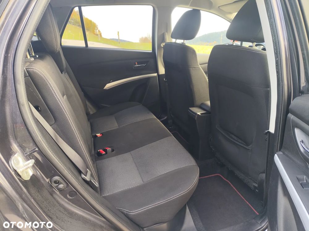 Suzuki SX4 S-Cross 1.6 VVT 4x4 Comfort - 14