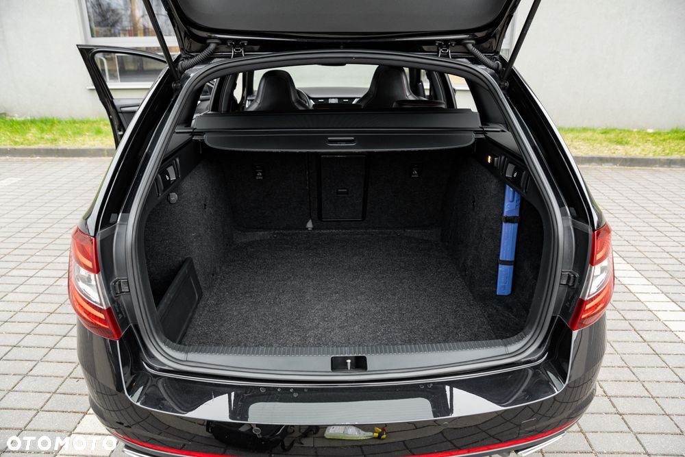 Skoda Octavia 2.0 TDI RS DSG - 15