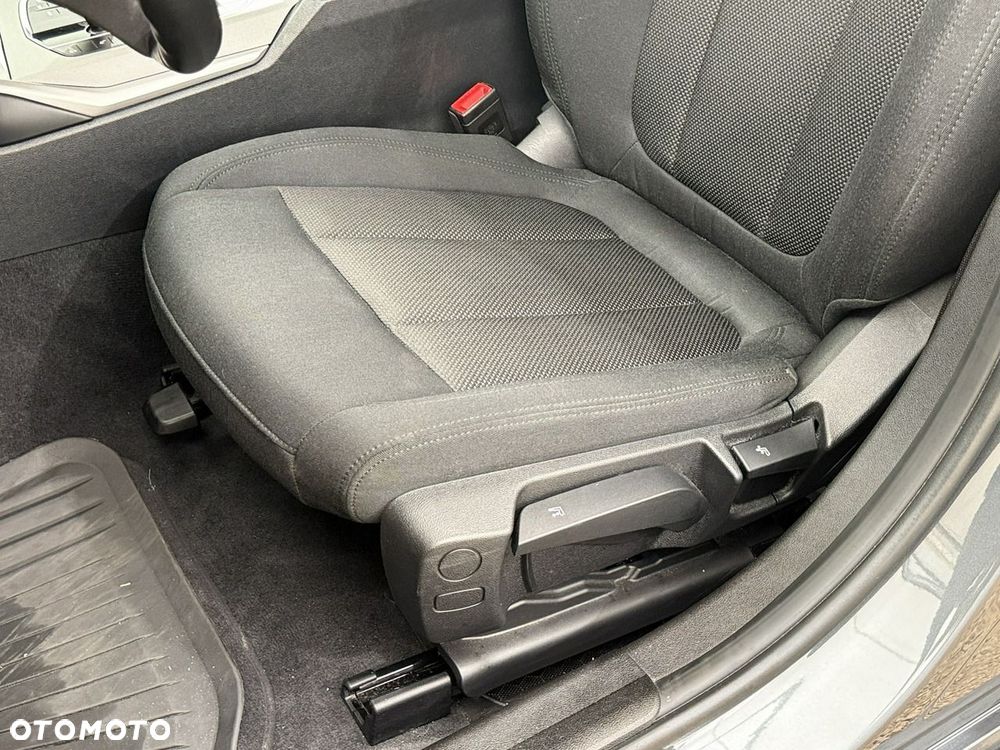BMW Seria 3 - 18