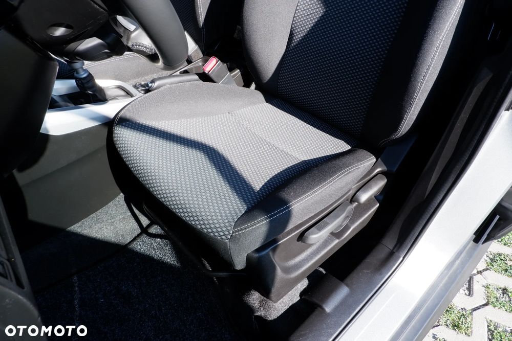 Suzuki Vitara 1.6 DDiS (4x4) Allgrip Comfort - 26