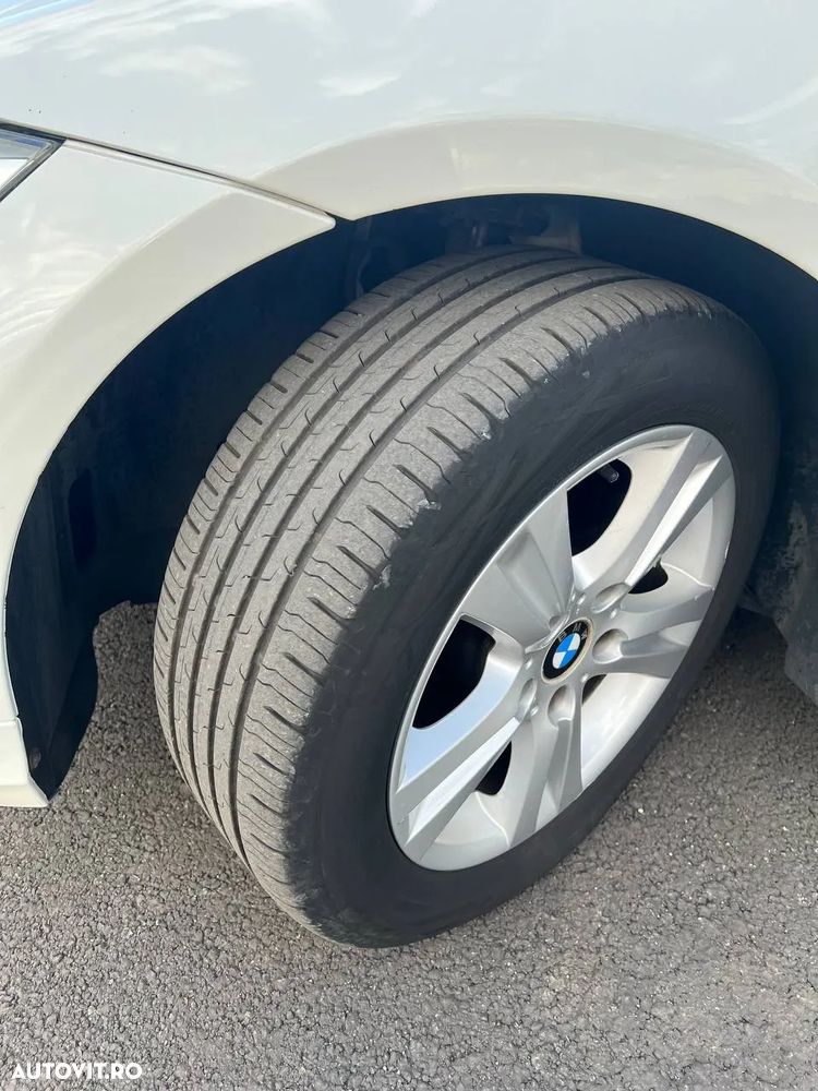 BMW Seria 3 318d - 31