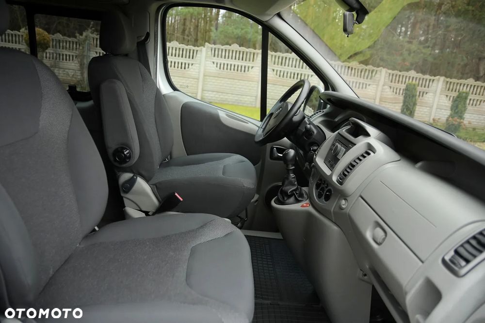 Opel Vivaro - 21