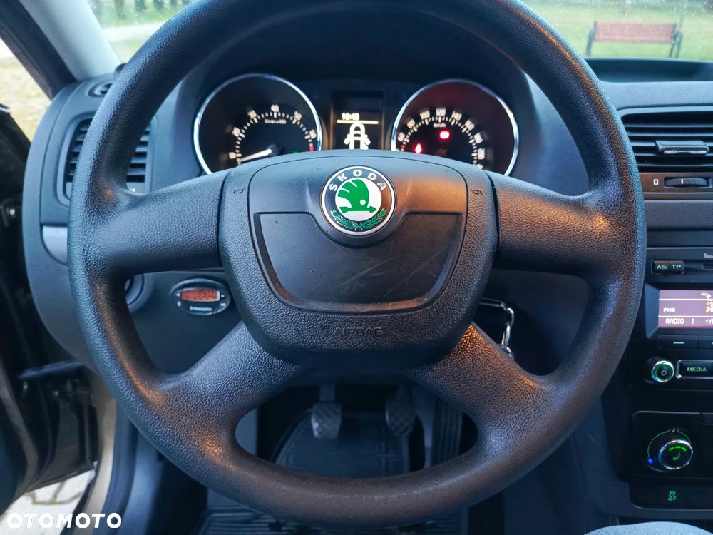 Skoda Yeti 1.2 TSI FAMILY - 31