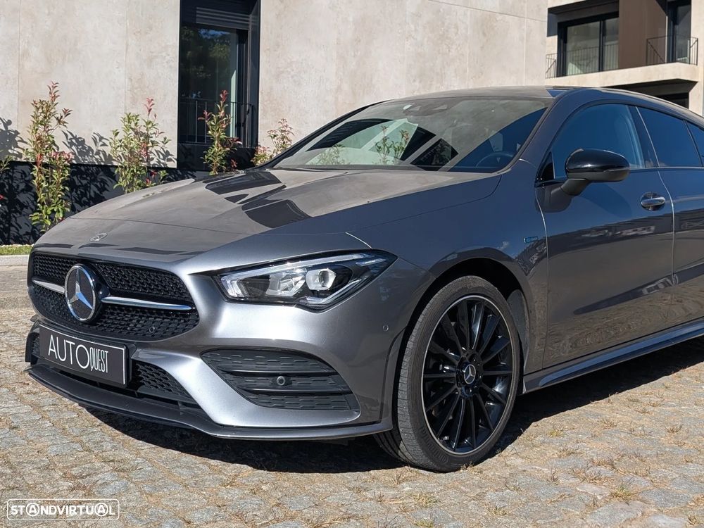 Mercedes-Benz CLA 250 e Shooting Brake 8G-DCT AMG Line - 4