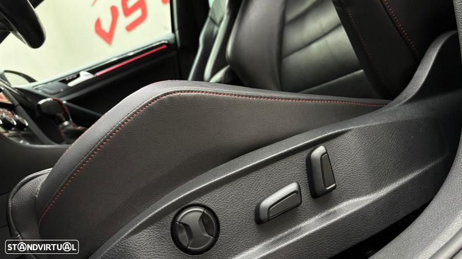 VW Golf 2.0 TSi GTi DSG Performance - 29