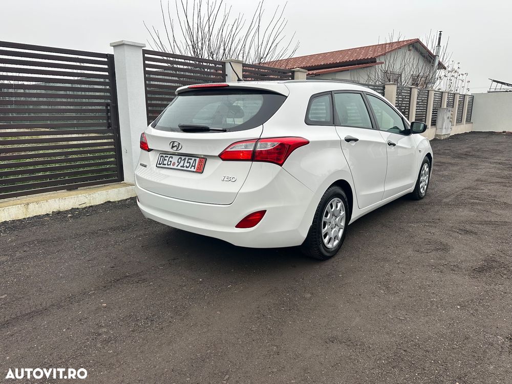 Hyundai i30 1.6 CRDI Comfort - 3