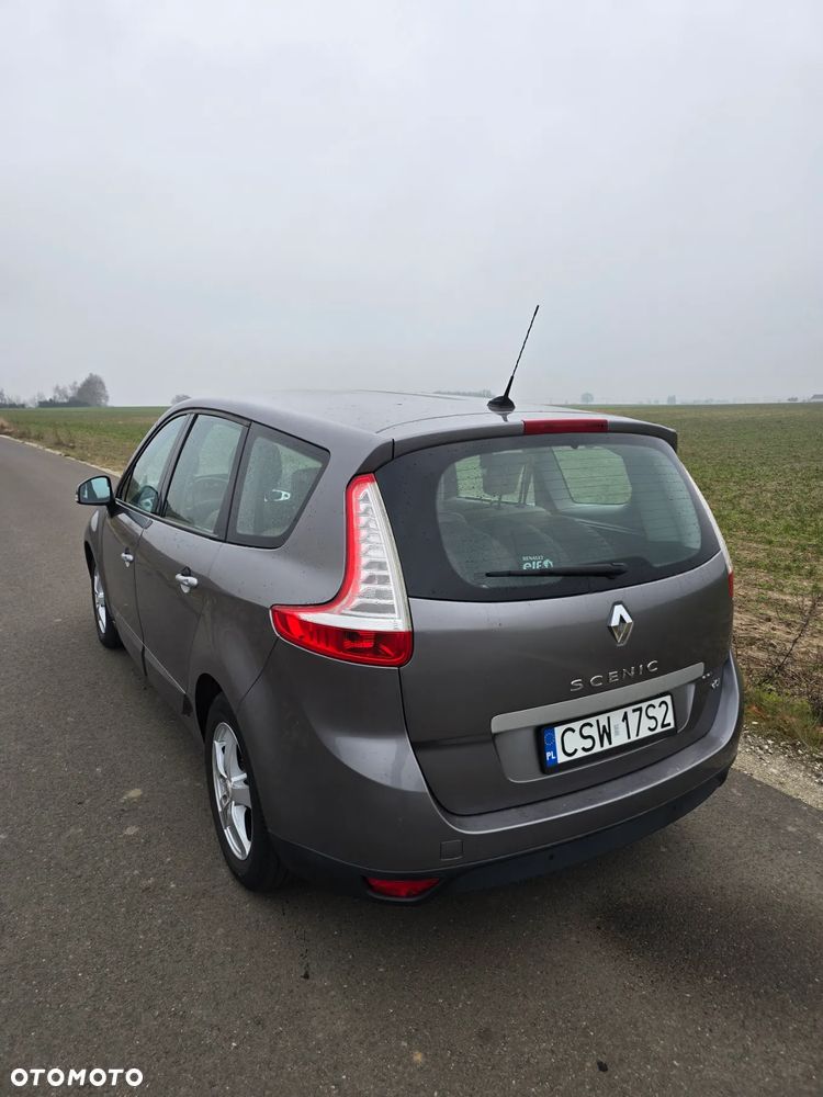 Renault Scenic - 4