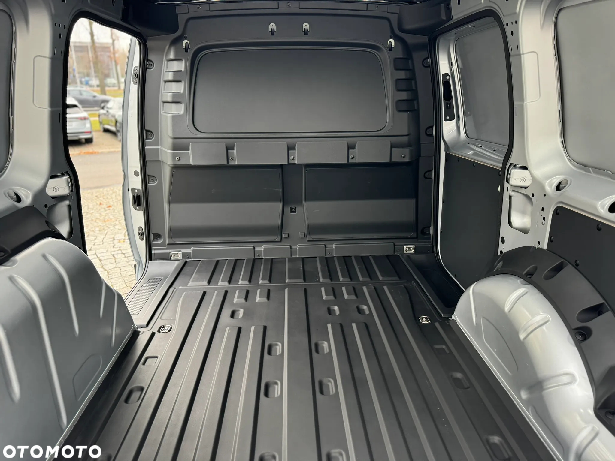 Volkswagen Caddy - 33